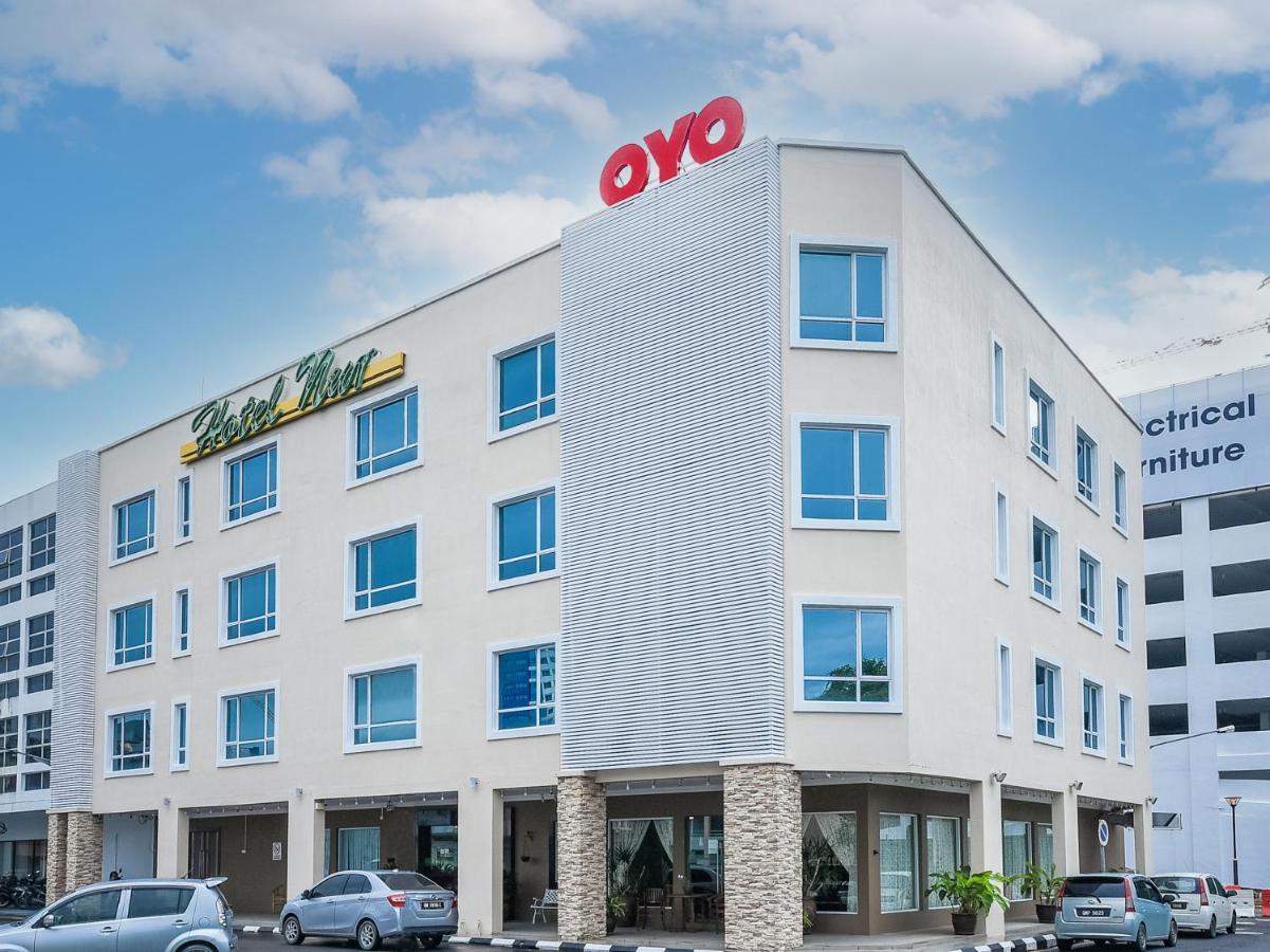 โอโย 985 โฮเต็ล นูร์ Hotel มีรี ภายนอก รูปภาพ