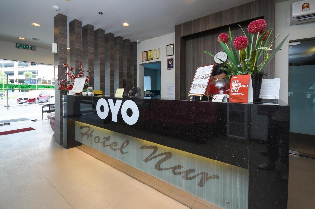 โอโย 985 โฮเต็ล นูร์ Hotel มีรี ภายนอก รูปภาพ